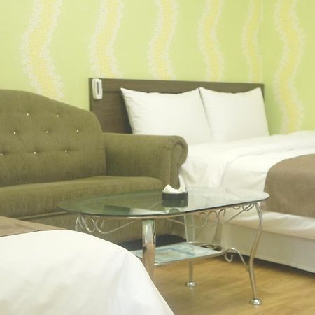Hill Park Hotel เมืองเชจู ภายนอก รูปภาพ